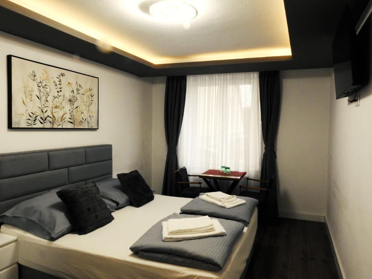 פלדקירש Hotel Hecht מראה חיצוני תמונה