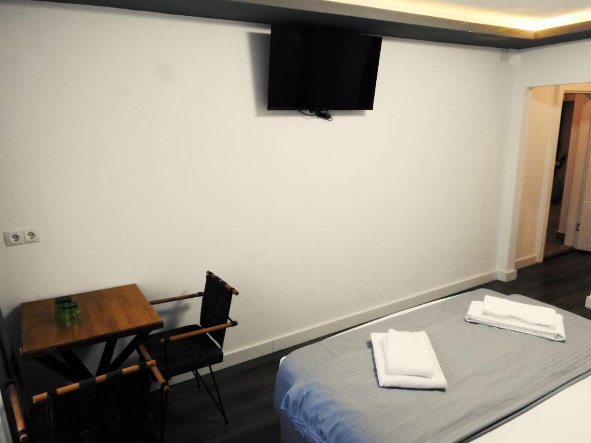 פלדקירש Hotel Hecht מראה חיצוני תמונה