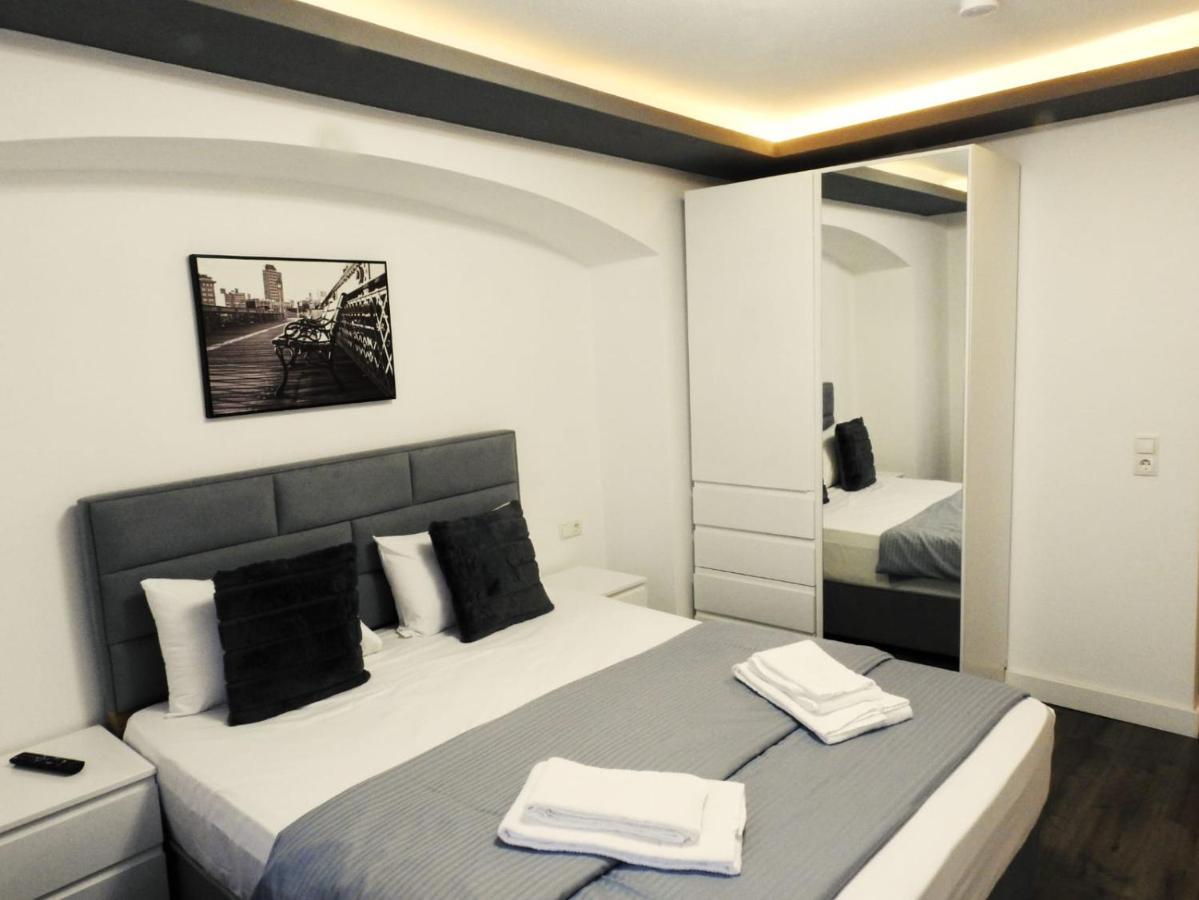 פלדקירש Hotel Hecht מראה חיצוני תמונה